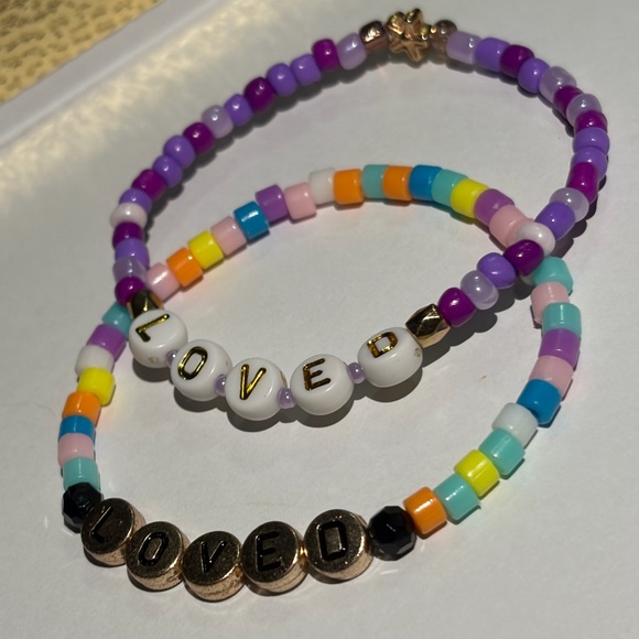 Beaded Bracelet “Loved” - Picture 3 of 10